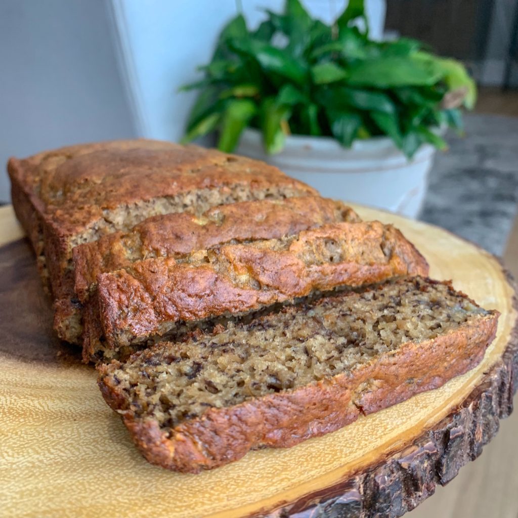 Skinny Banana Bread - Everything Erica